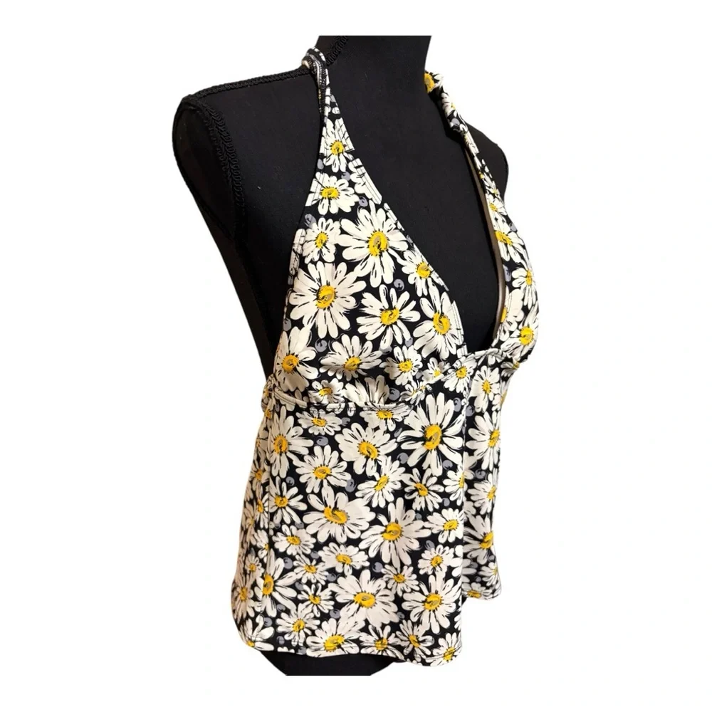 Norma Kamali halter top featuring a daisy print. Size XL - Picture 2 of 6